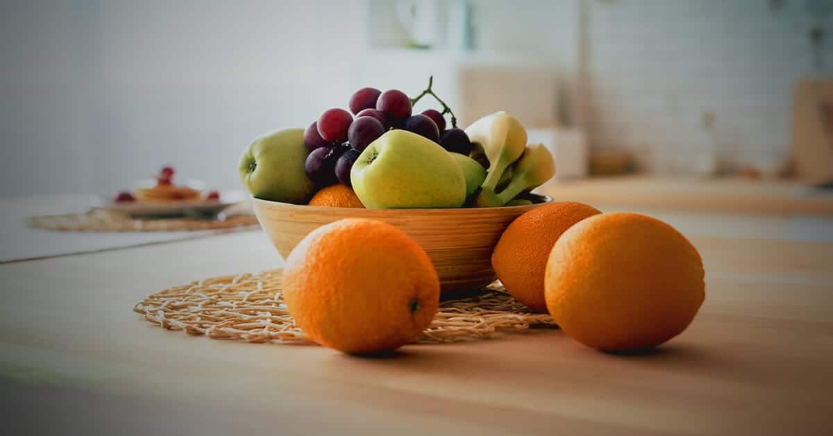 A fruta e os insetos